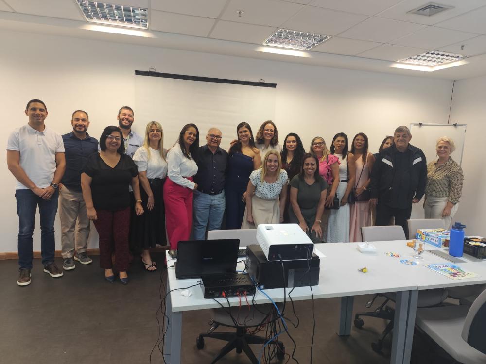 Capa da notícia: Educação financeira na aposentadoria: Iprev-DF promove “Café com o Futuro” para servidores recém-aposentados